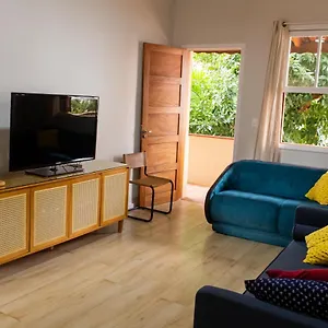  Apartamento Apartamento Com Jeito De Casa Recem-reformado Brasil